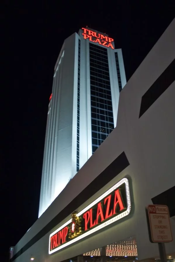 Trump Plaza - Photo - Rian Castillo Image